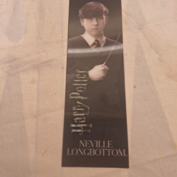 Harry Potter Neville Longbottom Bookmark Warner Brothers 3-D Hologram Style - Picture 1 of 4
